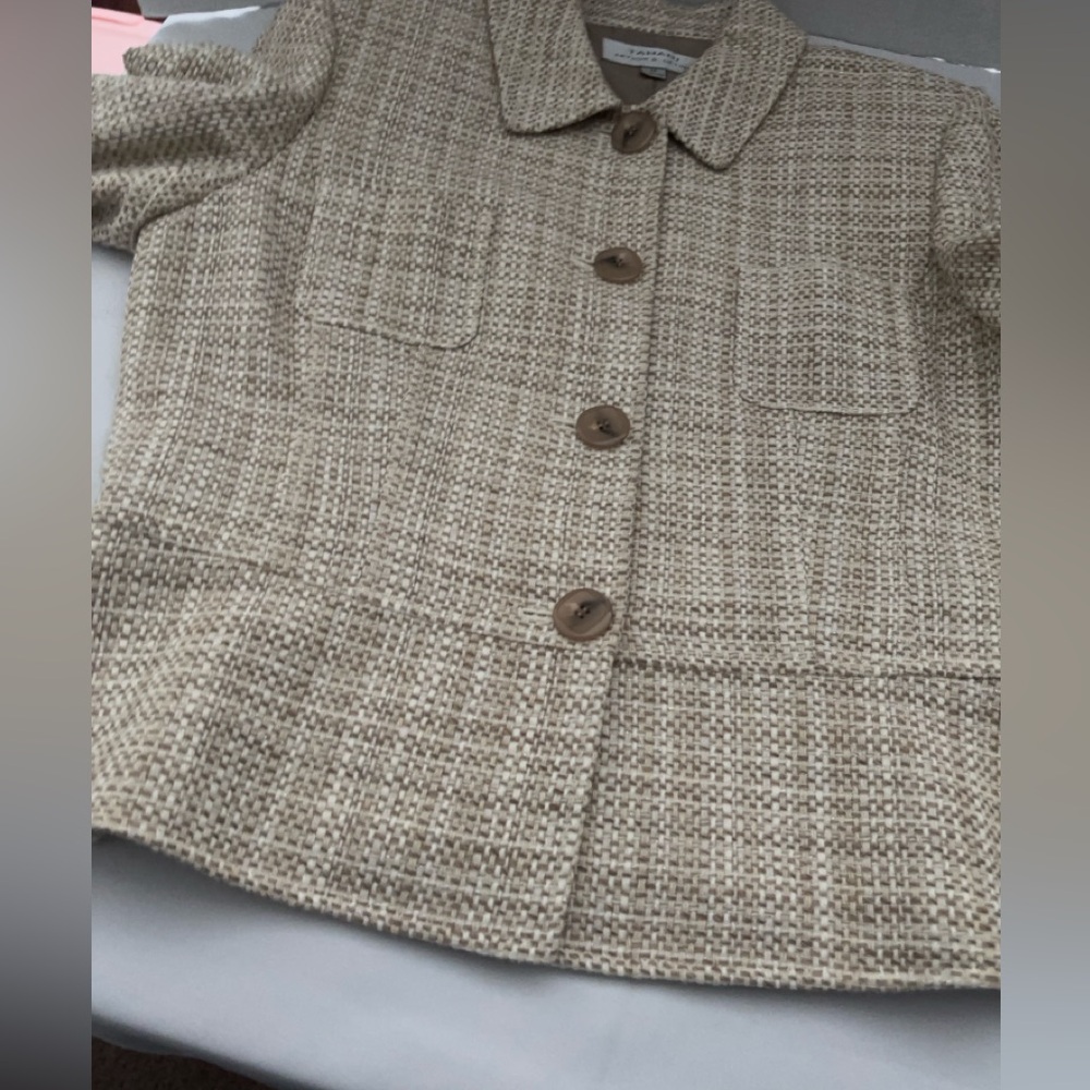 NWOT TAHARI PLAID LONG SLEEVE BEIGE FOUR BUTTON FULLY LINED NEUTRAL JACKET - Picture 7 of 14